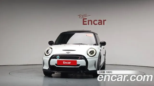 Mini Cooper — Фото автомобиля 3