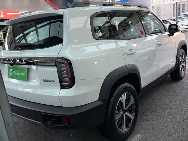 Haval Big Dog — Фото автомобиля 12