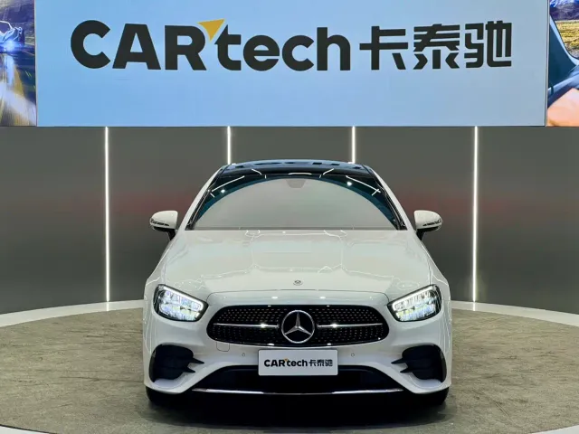 Mercedes-Benz E-Class — Фото автомобиля 2