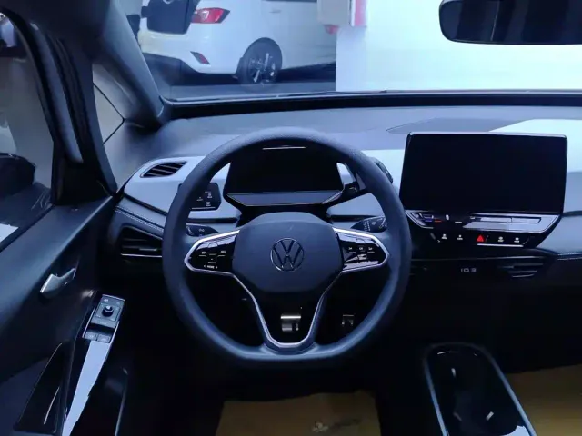 Volkswagen ID.3 — Фото автомобиля 15