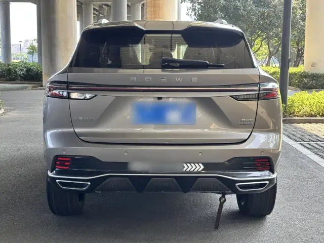 Roewe RX5 — Фото автомобиля 5