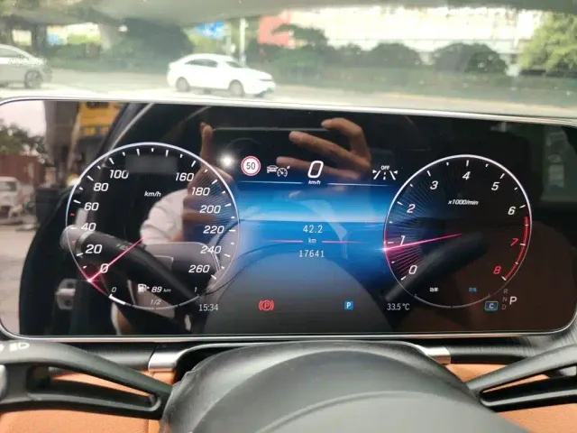 Mercedes-Benz S-Class — Фото автомобиля 3