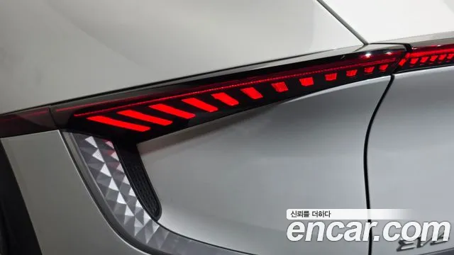 Kia EV6 — Фото автомобиля 23