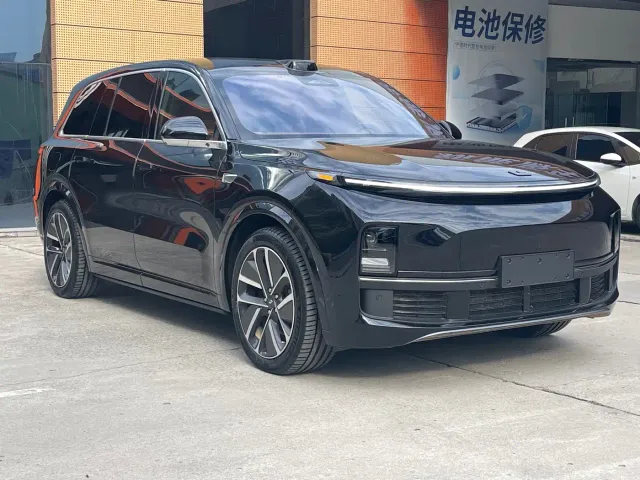 Li Auto L9 — Фото автомобиля 3