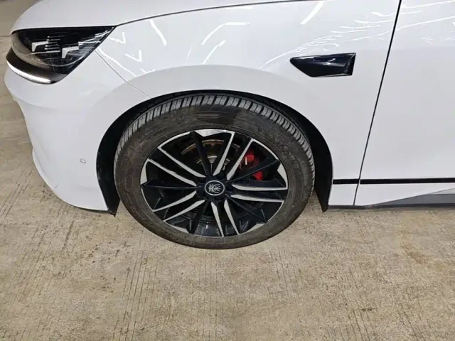 BYD Qin L — Фото автомобиля 22