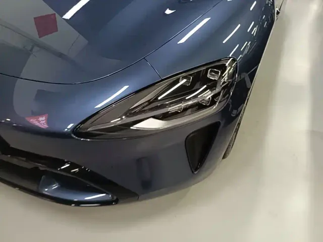 Xiaomi SU7 — Фото автомобиля 23