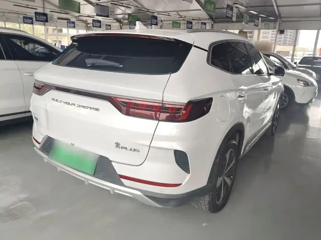 BYD Song PLUS — Фото автомобиля 6