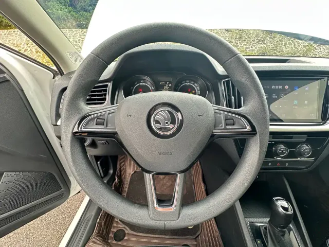 Skoda Kamiq — Фото автомобиля 10