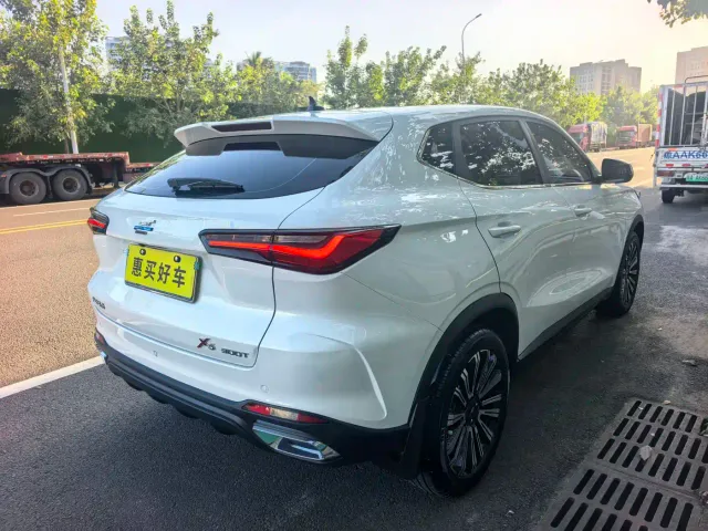Changan Oushang X5 — Фото автомобиля 13