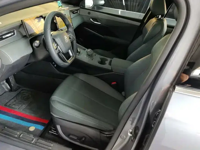 BYD Qin PLUS — Фото автомобиля 9