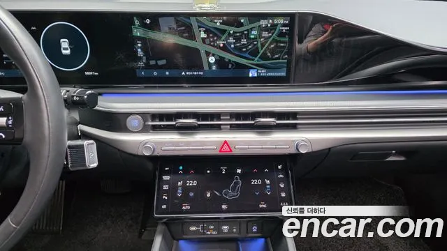 Hyundai Grandeur Grandeur (GN7) 2.5 Бензин 2WD — Фото автомобиля 14
