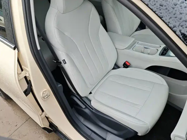Geely Starry Wish — Фото автомобиля 24