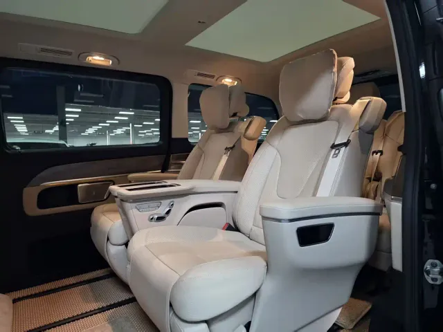 Mercedes-Benz V-Class — Фото автомобиля 9