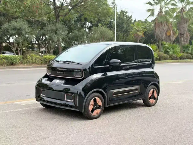 Фотография автомобиля — Baojun KiWi EV