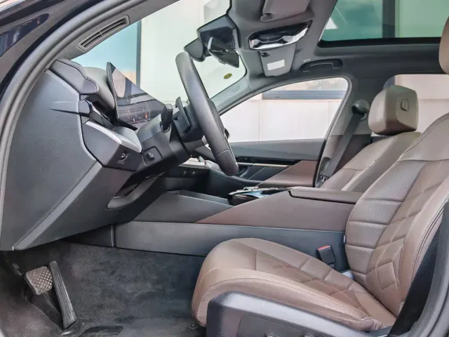 BMW 5 Series — Фото автомобиля 13