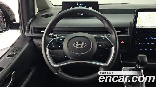 Hyundai Staria Staria L3.5 Tourer 11 мест — Фото автомобиля 13