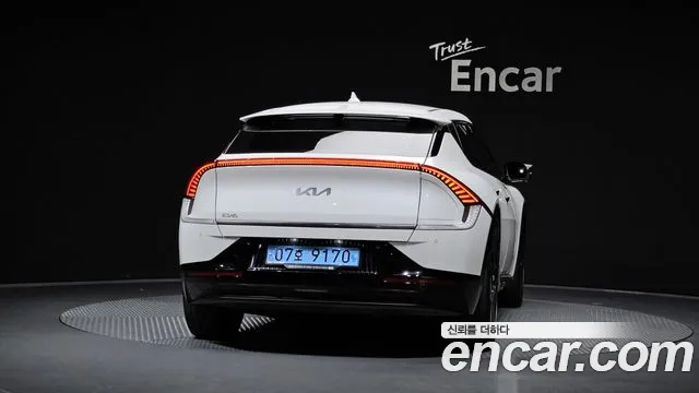 Kia EV6 — Фото автомобиля 4