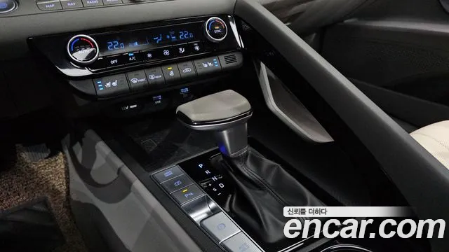 Hyundai Avante CN7 — Фото автомобиля 12