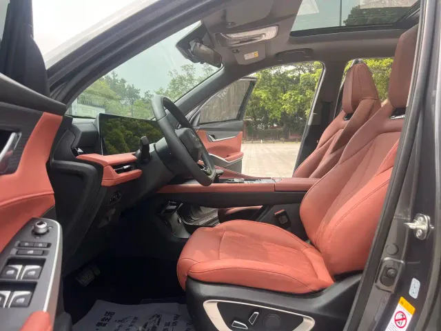 Changan Changan CS75 PLUS 2024 3rd Generation Champion Edition 1.5T Smart Drive Power Type — Фото автомобиля 5