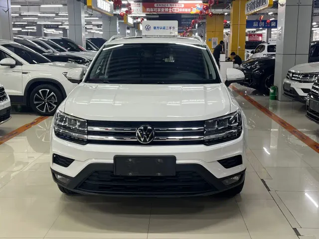 Volkswagen Tharu — Фото автомобиля 2