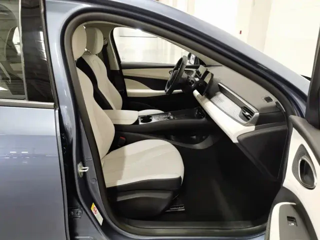 BYD Hai Bao 05 DM-i 2025 DM-i Smart Drive Edition 55KM Luxury — Фото автомобиля 23