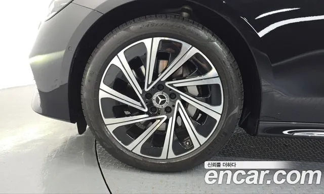 Mercedes-Benz E-Class W214 — Фото автомобиля 5