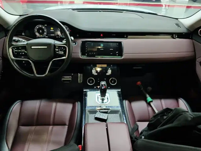 Land Rover Range Rover Evoque — Фото автомобиля 9