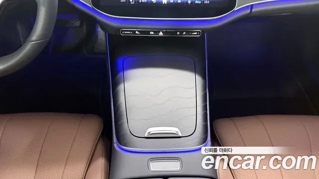 Mercedes-Benz E-Class — Фото автомобиля 9