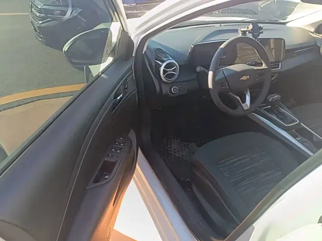 Chevrolet Monza — Фото автомобиля 15