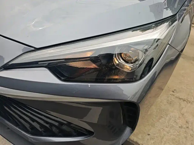 Roewe i5 — Фото автомобиля 23