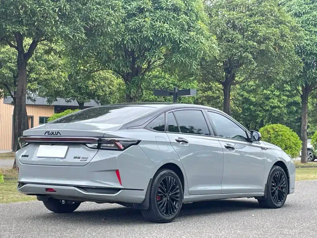 Dongfeng Yixuan MAX — Фото автомобиля 16