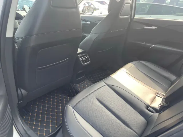 Changan Eado — Фото автомобиля 12