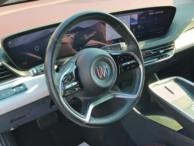 Buick LaCrosse — Фото автомобиля 8