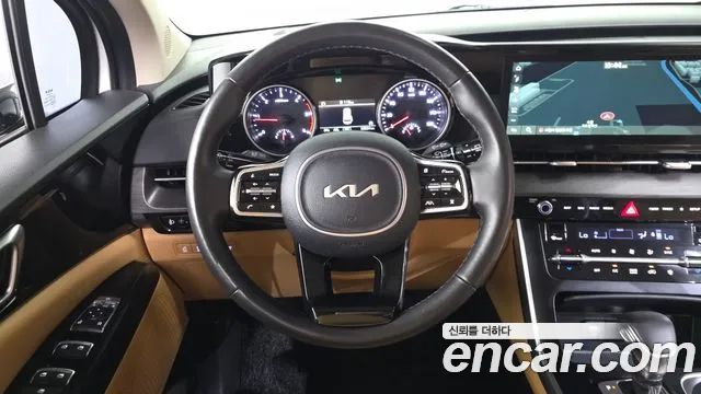 Kia Canival Carnival 4 поколение Дизель 11 мест Prestige — Фото автомобиля 11