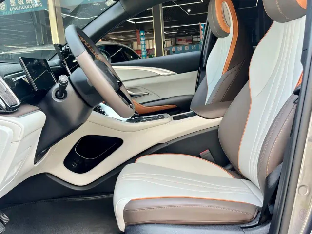 BYD Song Pro — Фото автомобиля 7