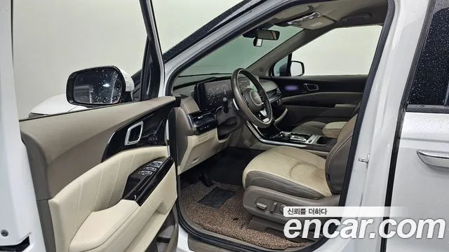 Kia Canival Carnival 4 поколение Дизель 7 мест Hi-Limousine — Фото автомобиля 10
