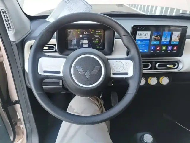 Wuling Hongguang Mini EV — Фото автомобиля 10