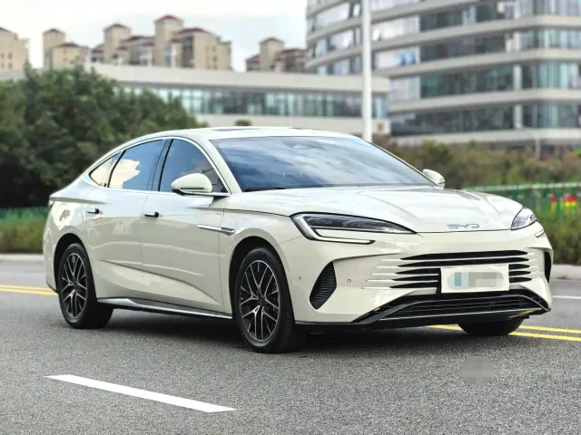 BYD Seal — Фото автомобиля 3