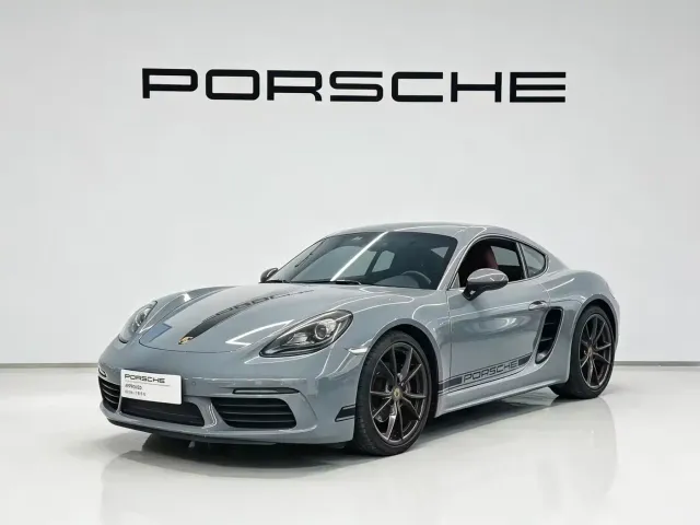 Фотография автомобиля — Porsche 718