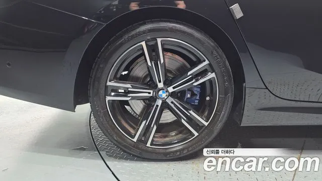 BMW 3-Series 3 серия (G20) 320i M Sport — Фото автомобиля 5