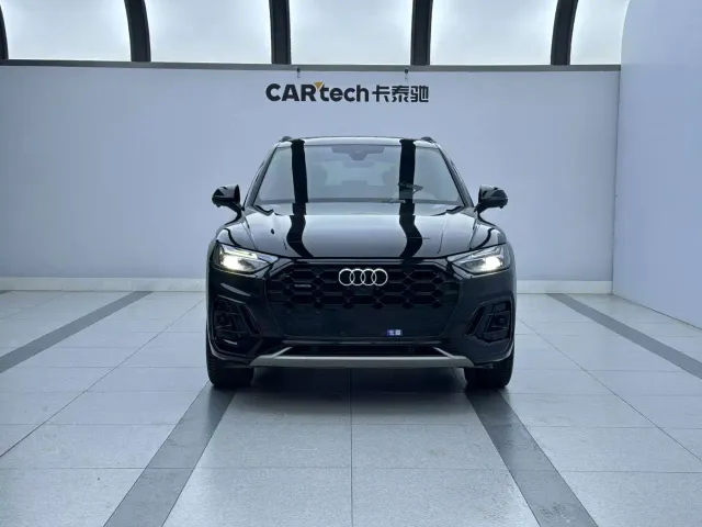Audi Q5L — Фото автомобиля 2