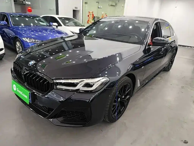 Фотография автомобиля — BMW 5 Series
