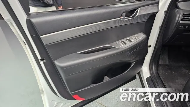 Hyundai Palisade Palisade Дизель 2.2 2WD — Фото автомобиля 24