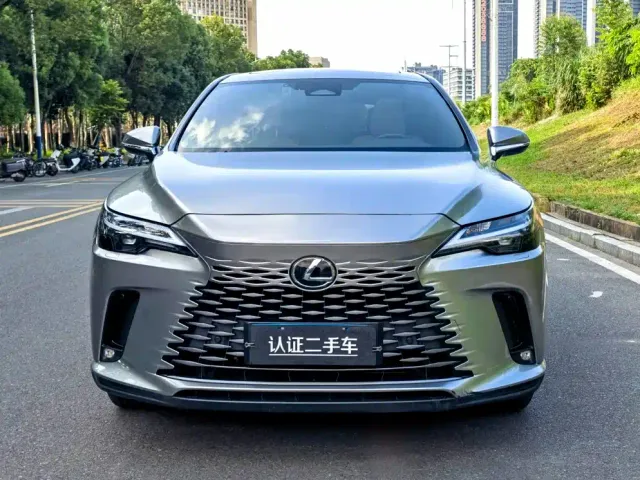Lexus RX — Фото автомобиля 2