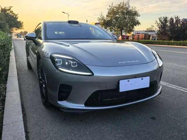 Qi Jing Opening Realm Sedan — Фото автомобиля 2