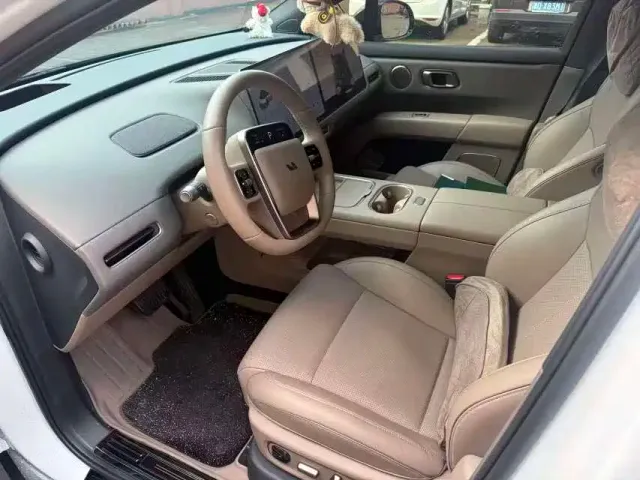 Li Auto i6 — Фото автомобиля 3