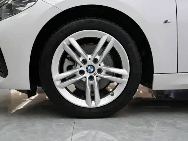 BMW 1 Series — Фото автомобиля 5