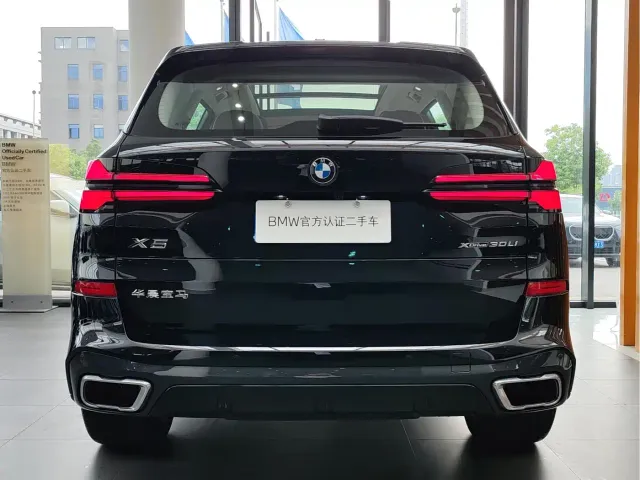 BMW X5 — Фото автомобиля 6
