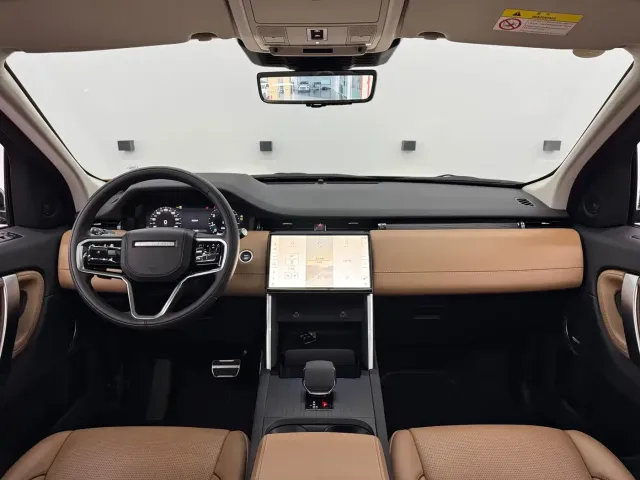Land Rover Discovery Sport — Фото автомобиля 7