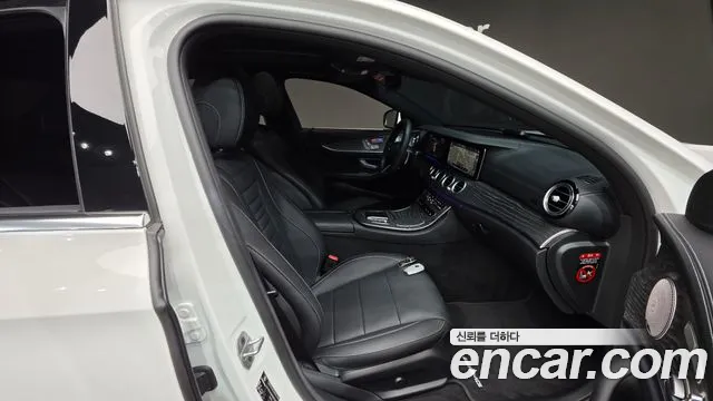 Mercedes-Benz E-Class W213 — Фото автомобиля 15